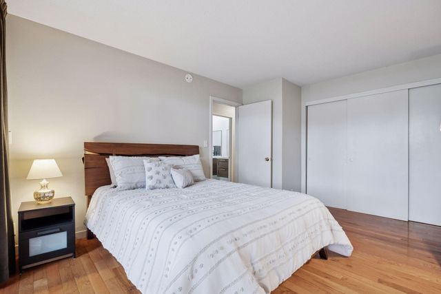 6423 Colony Way 1A, Edina, MN 55435