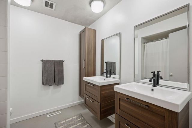 6423 Colony Way 1A, Edina, MN 55435