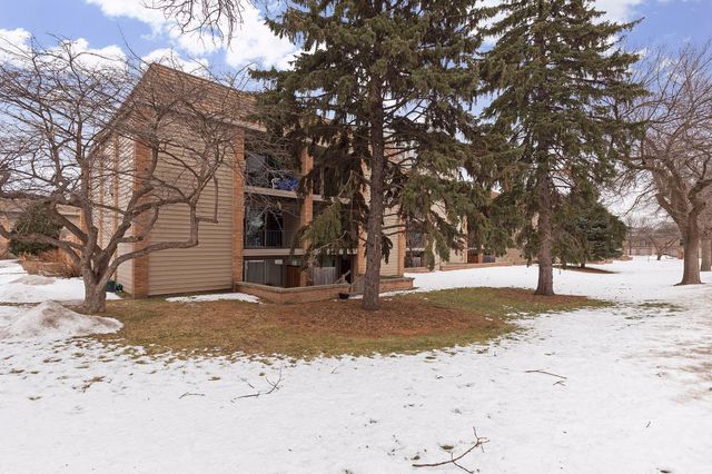 6423 Colony Way 1A, Edina, MN 55435