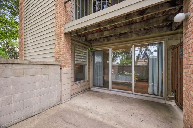 6423 Colony Way 1A, Edina, MN 55435