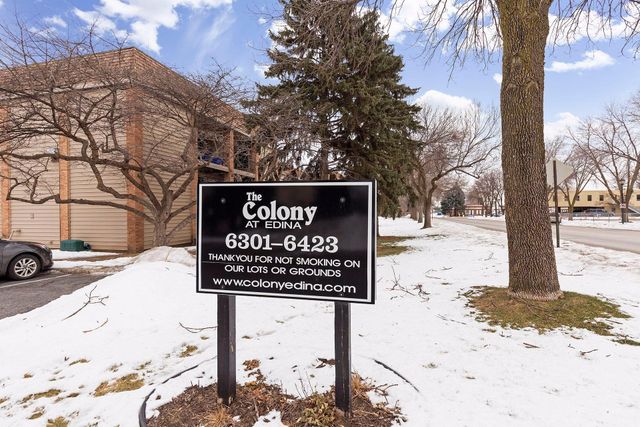 6423 Colony Way 1A, Edina, MN 55435