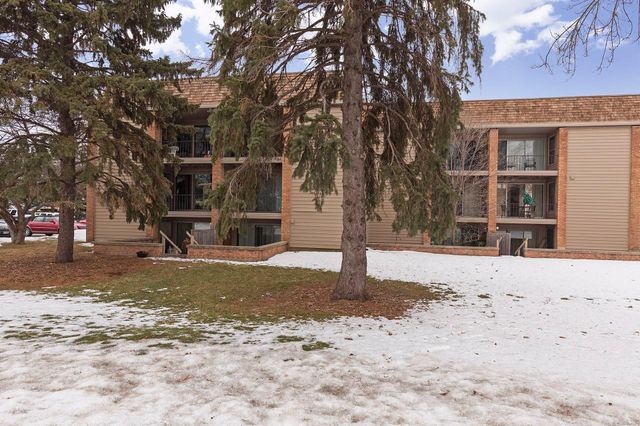 6423 Colony Way 1A, Edina, MN 55435