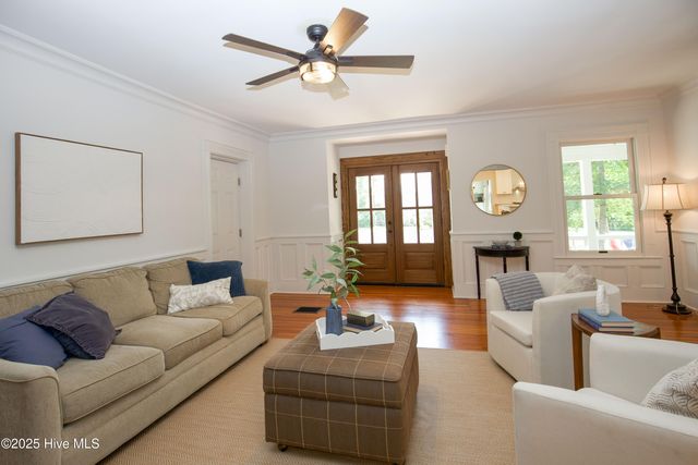 280 W Connecticut Avenue, Southern Pines, NC 28387