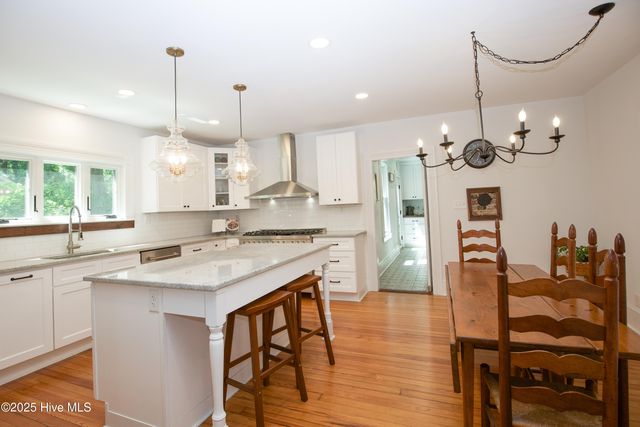 280 W Connecticut Avenue, Southern Pines, NC 28387