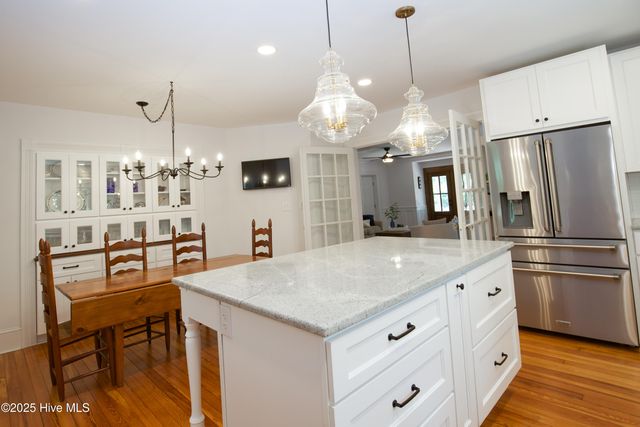 280 W Connecticut Avenue, Southern Pines, NC 28387