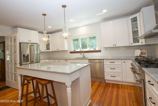 280 W Connecticut Avenue, Southern Pines, NC 28387