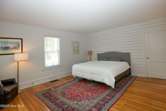 280 W Connecticut Avenue, Southern Pines, NC 28387