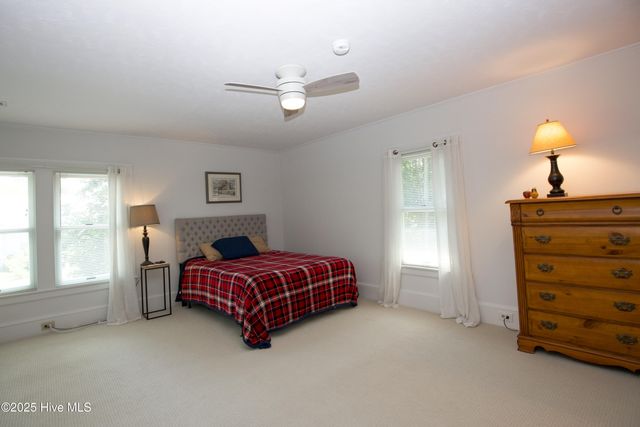 280 W Connecticut Avenue, Southern Pines, NC 28387