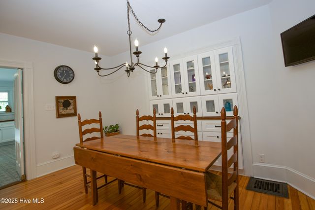 280 W Connecticut Avenue, Southern Pines, NC 28387