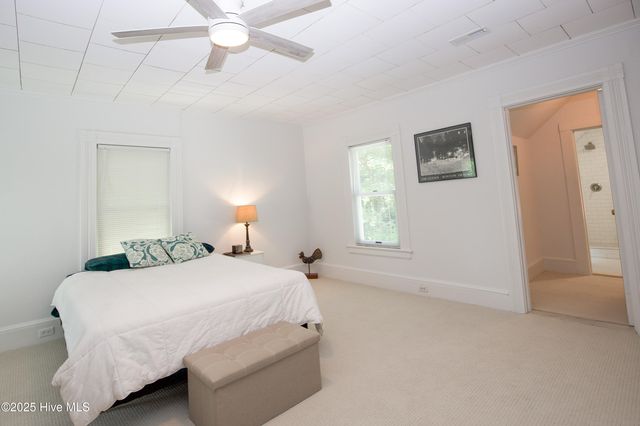 280 W Connecticut Avenue, Southern Pines, NC 28387