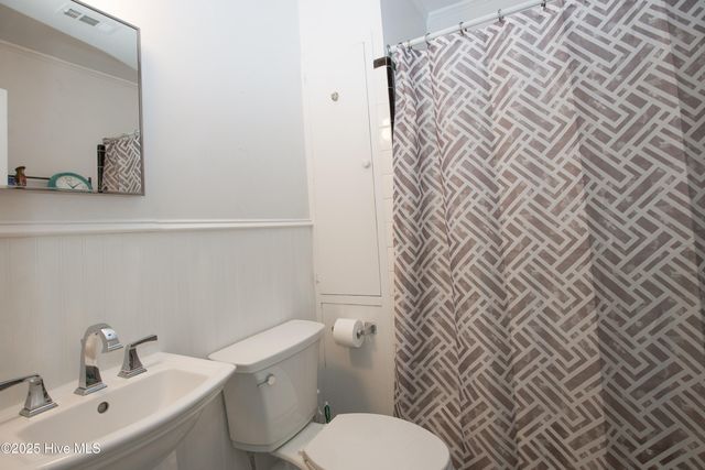 280 W Connecticut Avenue, Southern Pines, NC 28387