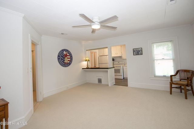 280 W Connecticut Avenue, Southern Pines, NC 28387