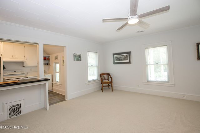 280 W Connecticut Avenue, Southern Pines, NC 28387