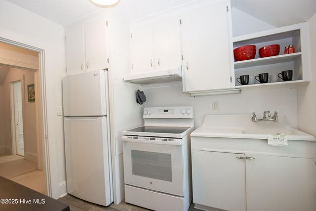 280 W Connecticut Avenue, Southern Pines, NC 28387