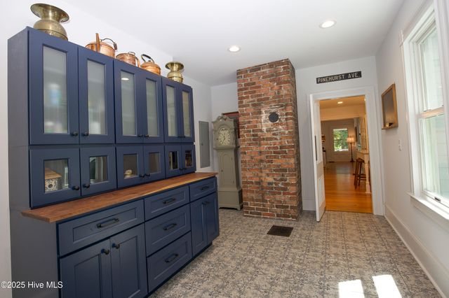 280 W Connecticut Avenue, Southern Pines, NC 28387