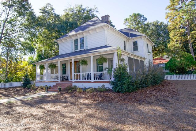 280 W Connecticut Avenue, Southern Pines, NC 28387