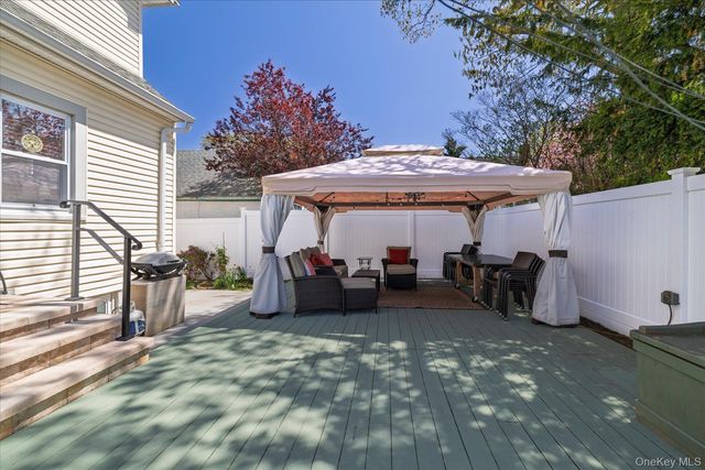 2522 5th Street, East Meadow, NY 11554