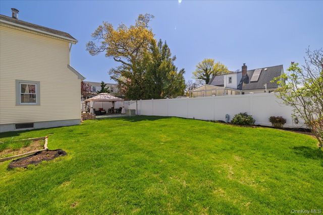 2522 5th Street, East Meadow, NY 11554