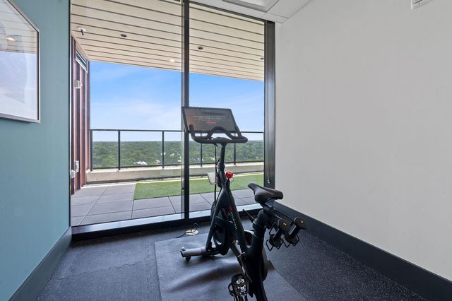 84 East Ave 2007, Austin, TX 78701