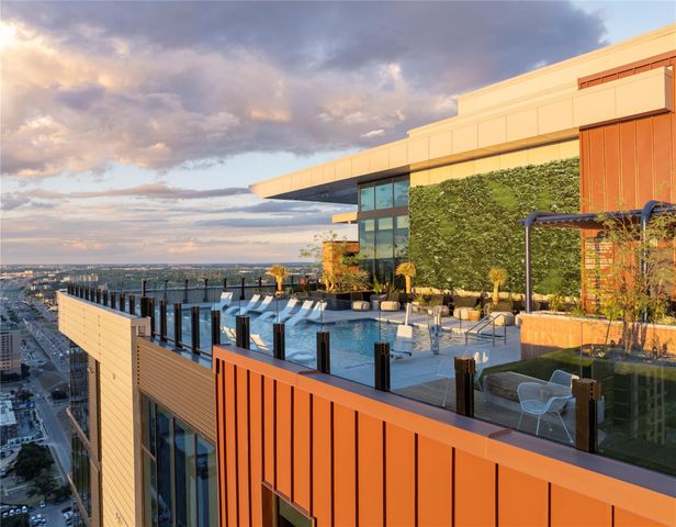 84 East Ave 2007, Austin, TX 78701