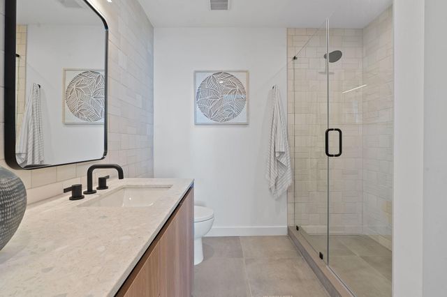 84 East Ave 2007, Austin, TX 78701