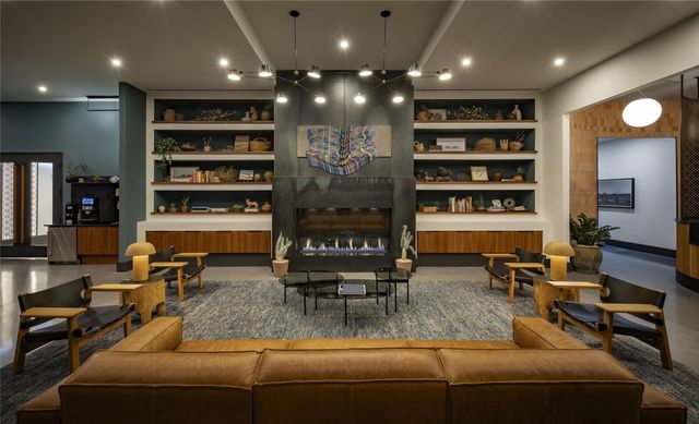 84 East Ave 2007, Austin, TX 78701