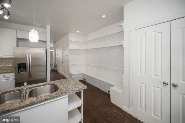 1712 WASHINGTON AVE, Fredericksburg, VA 22401