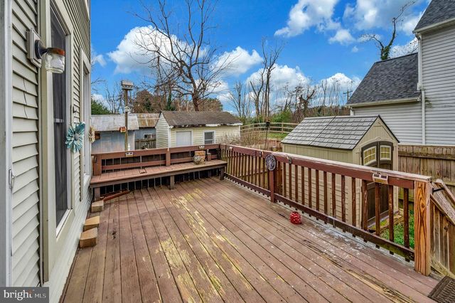 1712 WASHINGTON AVE, Fredericksburg, VA 22401