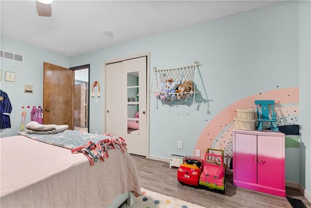 2120 E 153rd Terrace, Olathe, KS 66062