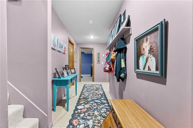 2120 E 153rd Terrace, Olathe, KS 66062
