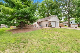 2120 E 153rd Terrace, Olathe, KS 66062