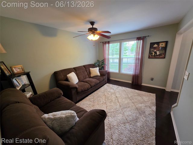 3622 Times Square Boulevard, Canton Charter Township, MI 48188