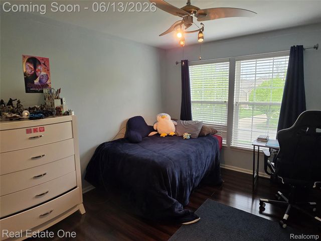 3622 Times Square Boulevard, Canton Charter Township, MI 48188