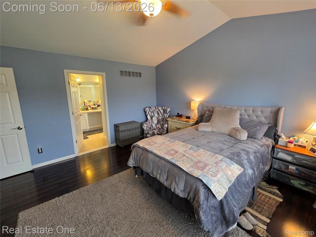 3622 Times Square Boulevard, Canton Charter Township, MI 48188