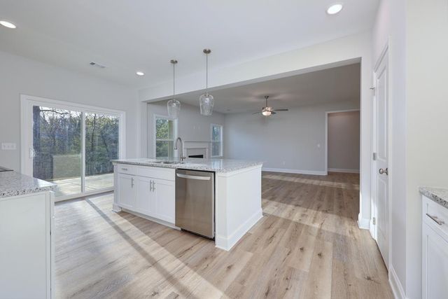 226 Lee Road 2037, Salem, AL 36874