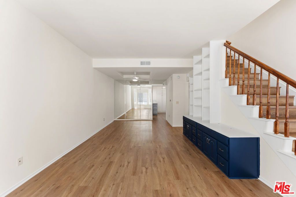 5145 Yarmouth Avenue 29, Encino, CA 91316 — photo 5