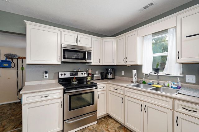 3001 West Mount Vernon Street, Springfield, MO 65802