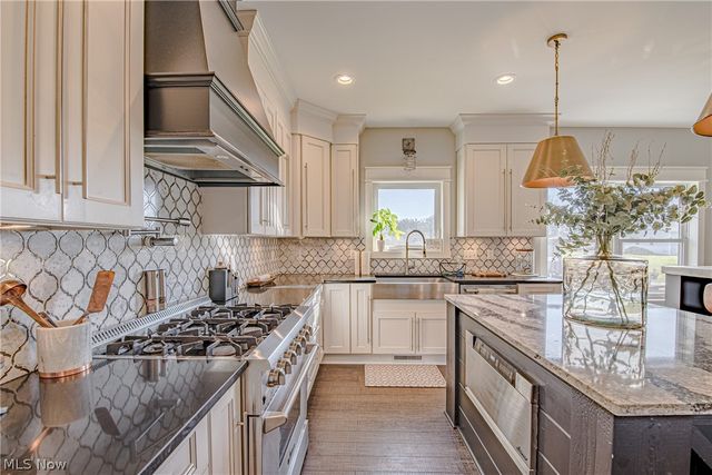 6410 Livia Lane, Medina, OH 44256