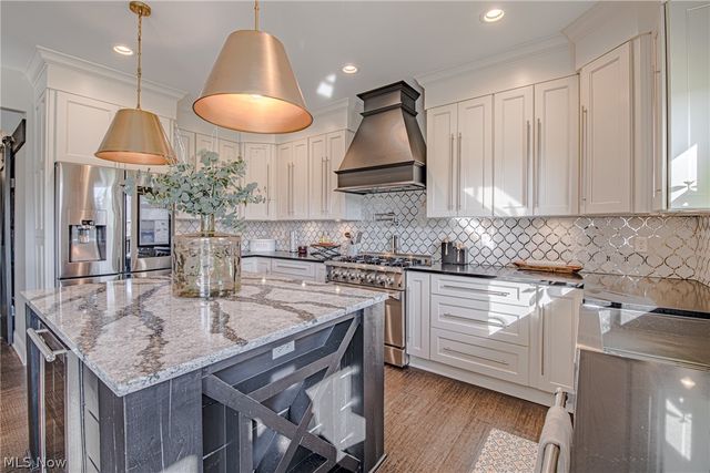 6410 Livia Lane, Medina, OH 44256