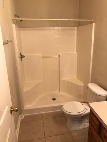 4935 ISLAMORADA Lane 106, Jacksonville, FL 32256