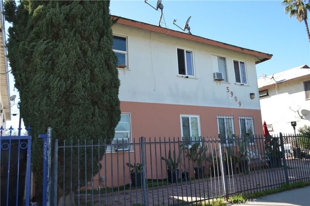 5909 Whitnall Hwy, North Hollywood, CA 91601