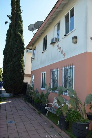 5909 Whitnall Hwy, North Hollywood, CA 91601