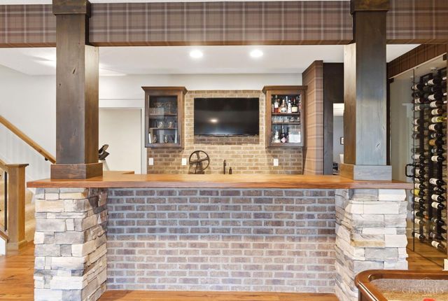 855 Willow Oak Court, Clearcreek Twp., OH 45066