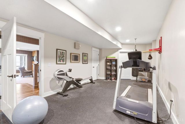 855 Willow Oak Court, Clearcreek Twp., OH 45066