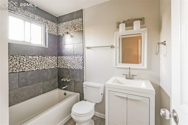 1068 Keith Drive, Colorado Springs, CO 80916