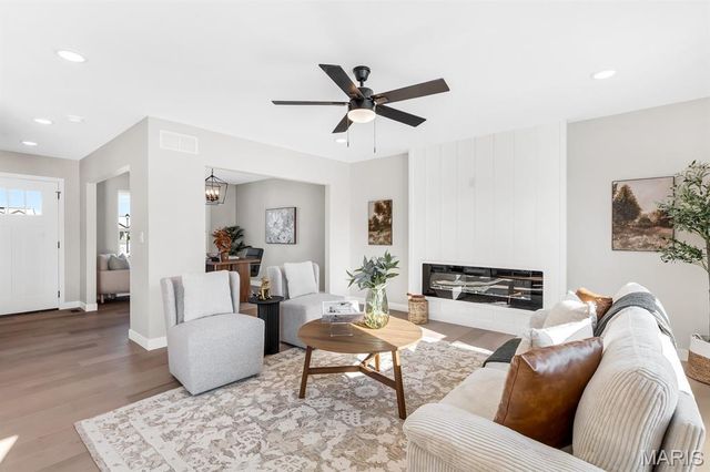 6 Tether Court, Hamel, IL 62046