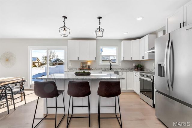 6 Tether Court, Hamel, IL 62046