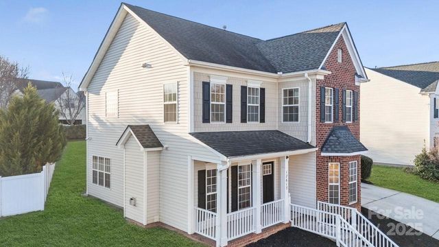 12617 Coral Sunrise Drive, Huntersville, NC 28078