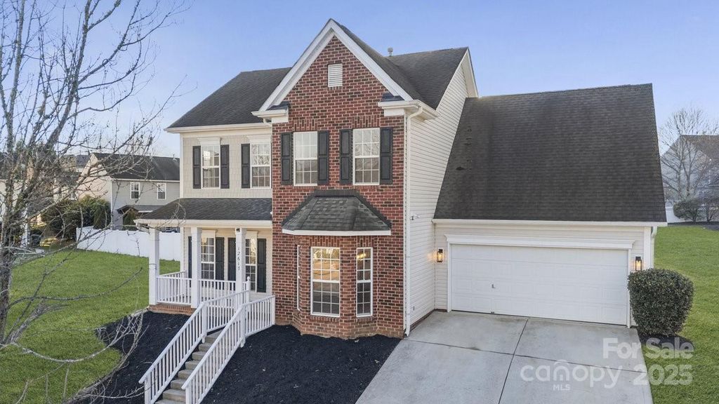 12617 Coral Sunrise Drive, Huntersville, NC 28078