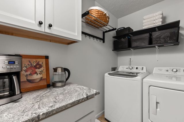 8820 Yardley Court 104, Indianapolis, IN 46268